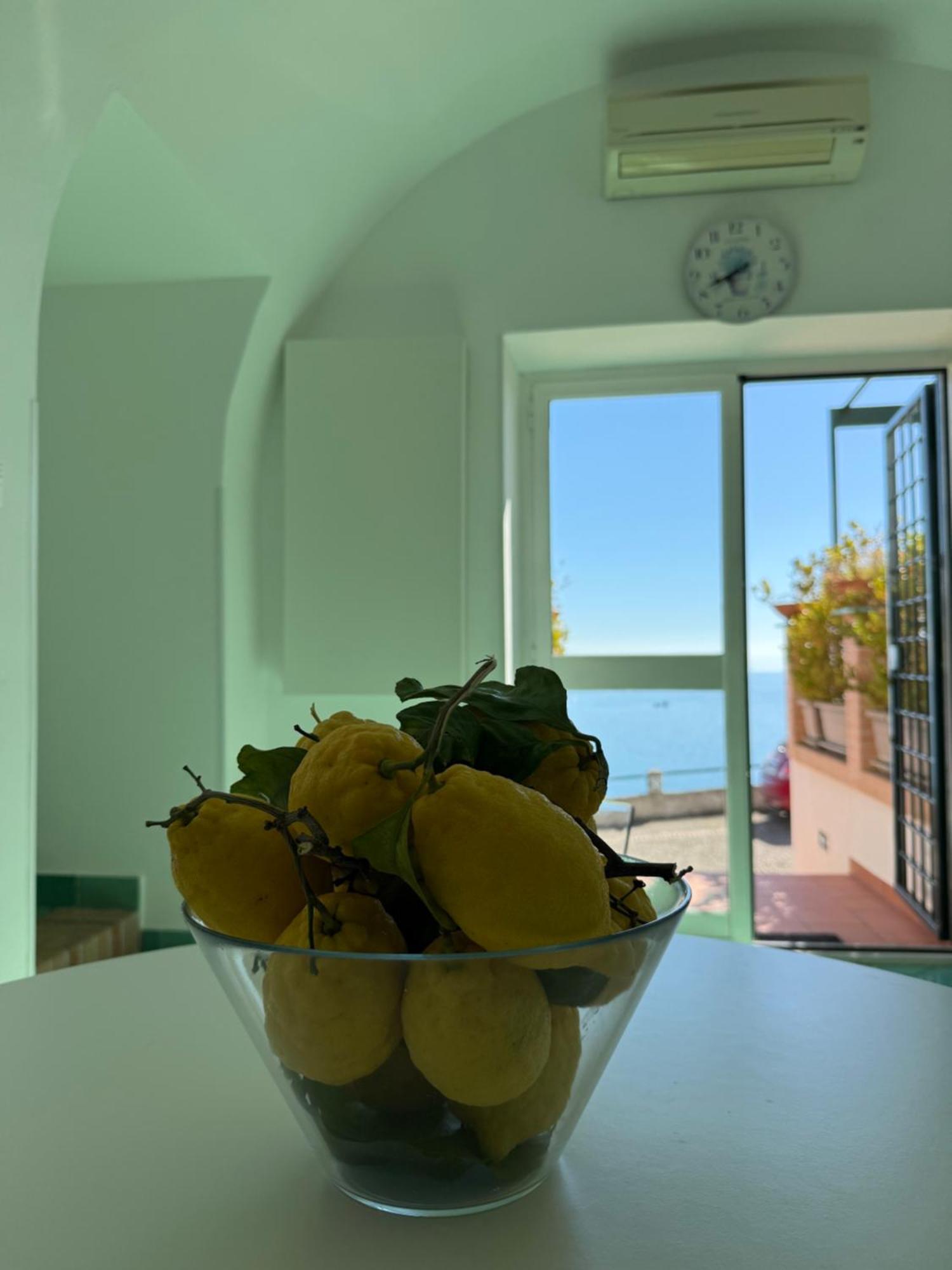 Casa Gabriella - Amalfi Coast - Free Parking - Full Sea View Villa Vietri sul Mare Exterior photo